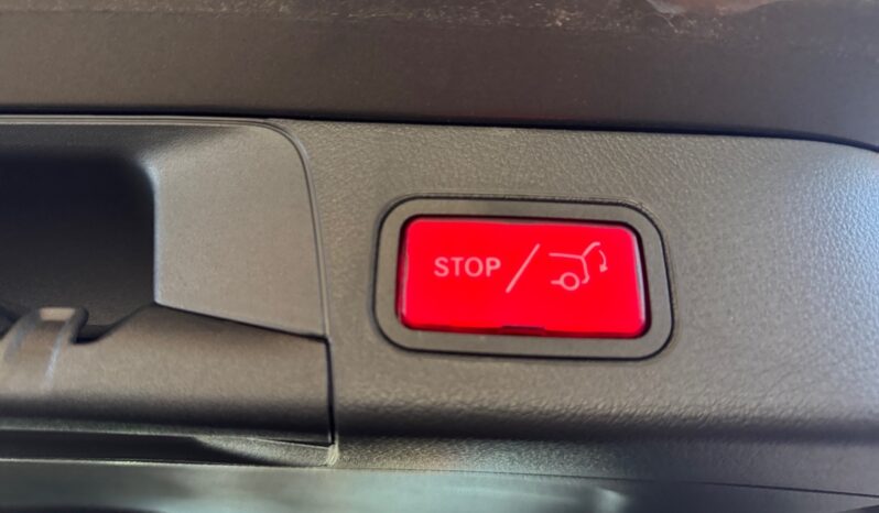 
								Mercedes-Benz B 180 d Style Plus full									