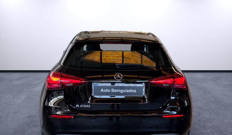 
								Mercedes-Benz A 200 Progressive full									