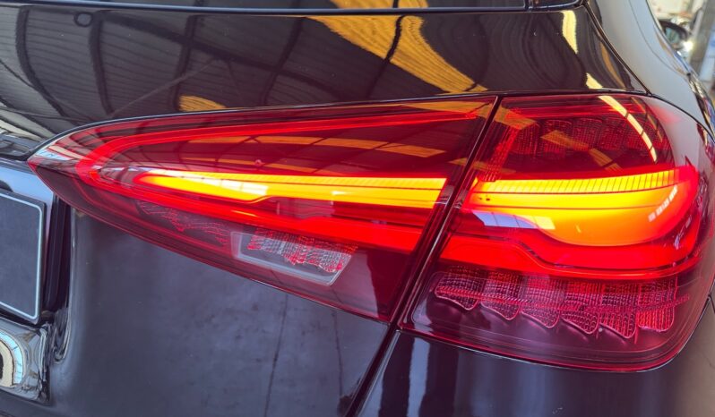 
								Mercedes-Benz A 200 Progressive full									