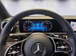 
										Mercedes-Benz A 180d Progressive full									