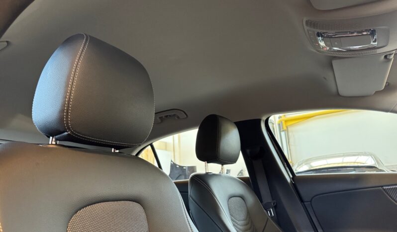 
								Mercedes-Benz A 200 Progressive full									