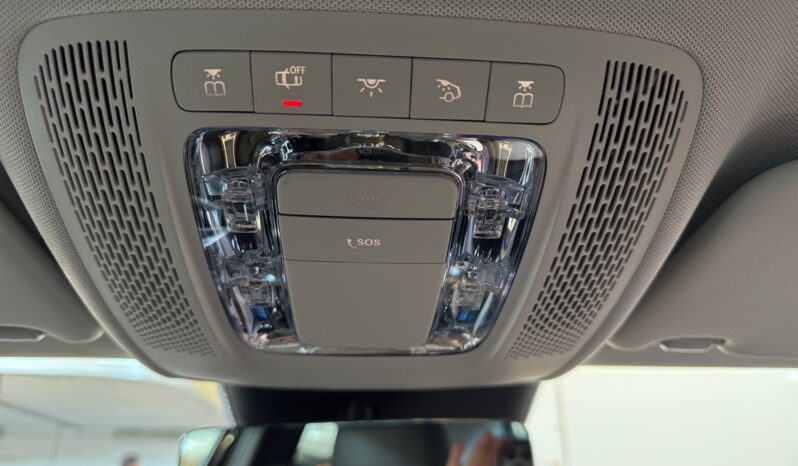 
								Mercedes-Benz A 200 Progressive full									