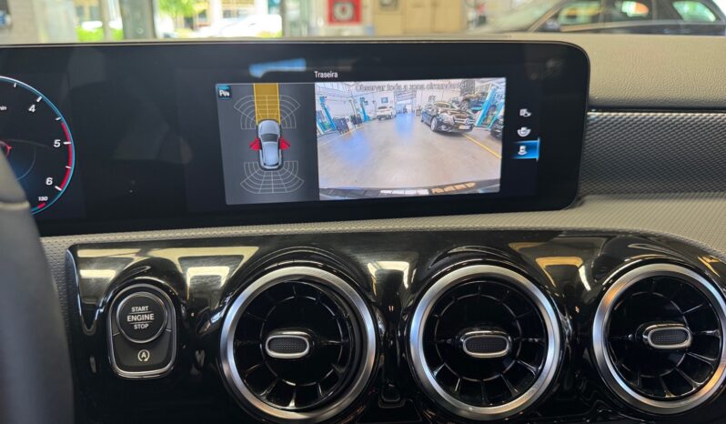 
								Mercedes-Benz A 180d Progressive full									