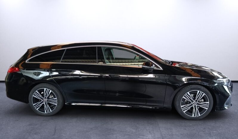 
								Mercedes-Benz CLA Shotting Break 180 Progressive full									