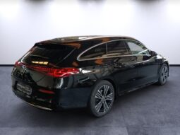 
										Mercedes-Benz CLA Shotting Break 180 Progressive full									