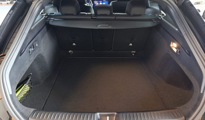 
								Mercedes-Benz CLA Shotting Break 180 Progressive full									