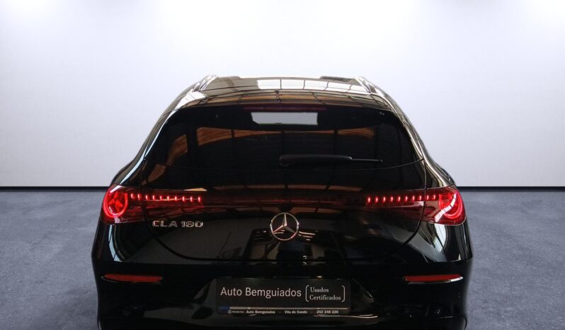 
								Mercedes-Benz CLA Shotting Break 180 Progressive full									