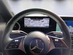 
										Mercedes-Benz CLA Shotting Break 180 Progressive full									