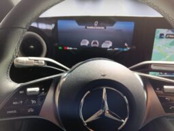 
										Mercedes-Benz CLA Shotting Break 180 Progressive full									