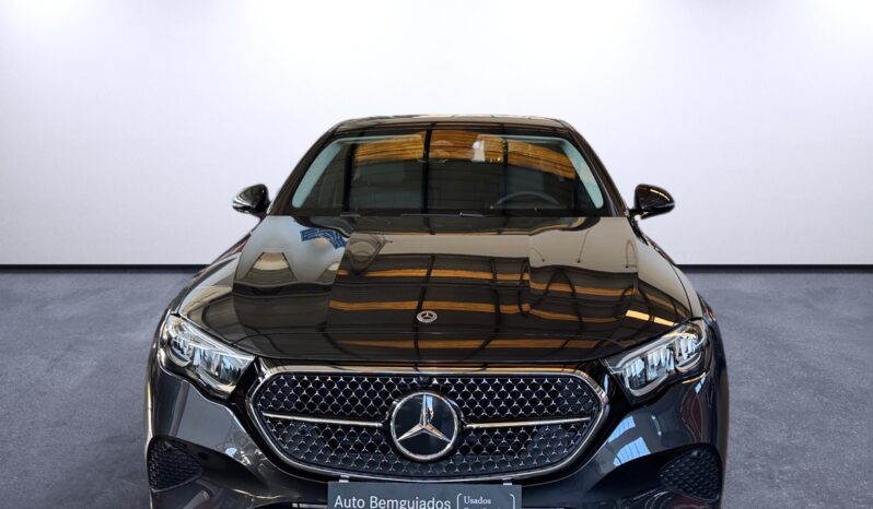 
								Mercedes-Benz E 300 de full									