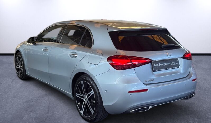 
								Mercedes-Benz A 200 Progressive full									
