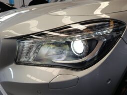 
										Mercedes-Benz CLA Shotting Brake 200d Urban full									