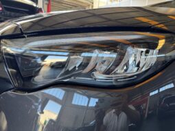 
										Mercedes-Benz E 300 de full									