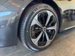 
										Mercedes-Benz E 300 de full									