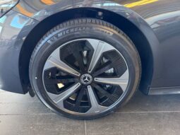 
										Mercedes-Benz E 300 de full									