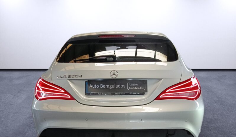 
								Mercedes-Benz CLA Shotting Brake 200d Urban full									