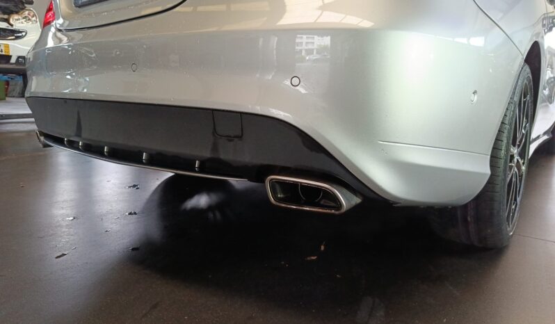 
								Mercedes-Benz CLA Shotting Brake 200d Urban full									