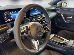 
										Mercedes-Benz A 180d Progressive full									
