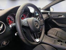 
										Mercedes-Benz CLA Shotting Brake 200d Urban full									
