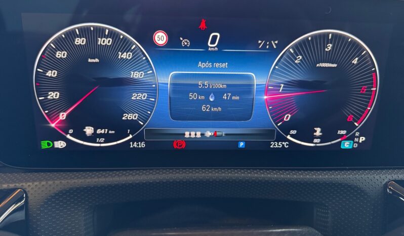 
								Mercedes-Benz A 180d Progressive full									