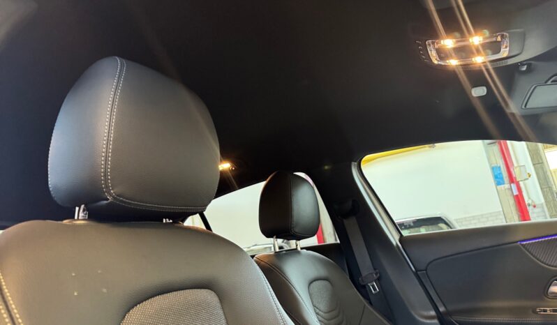 
								Mercedes-Benz A 200 Progressive full									