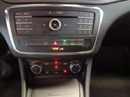 
										Mercedes-Benz CLA Shotting Brake 200d Urban full									