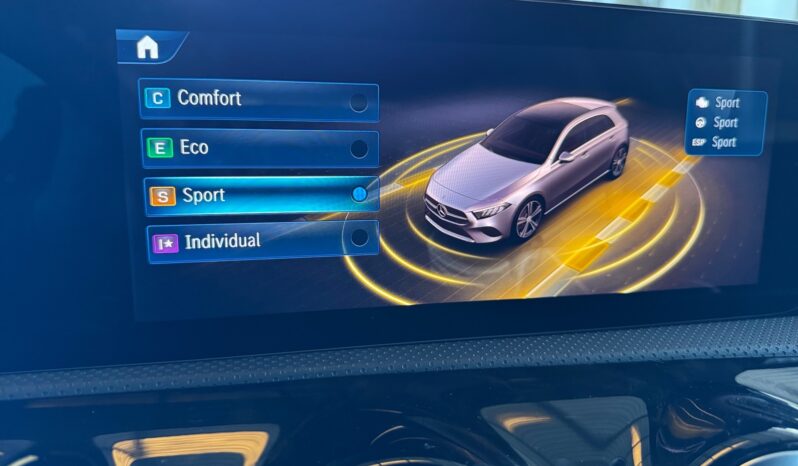 
								Mercedes-Benz A 180d Progressive full									