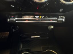 
										Mercedes-Benz A 180d Progressive full									