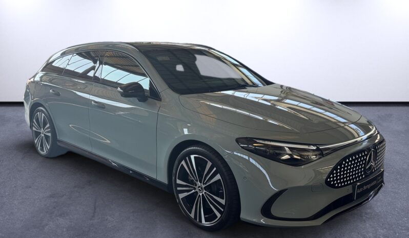 
								Mercedes-Benz CLA SB 200 full									