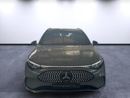 
										Mercedes-Benz CLA SB 200 full									