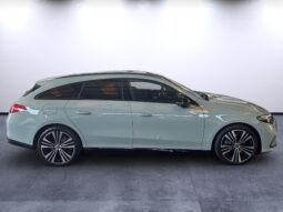 
										Mercedes-Benz CLA SB 200 full									