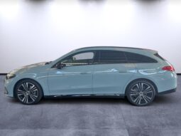 
										Mercedes-Benz CLA SB 200 full									
