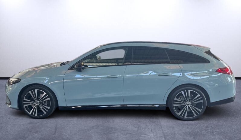 
								Mercedes-Benz CLA SB 200 full									