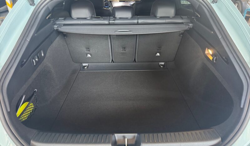 
								Mercedes-Benz CLA SB 200 full									