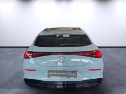 
										Mercedes-Benz CLA SB 200 full									