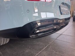 
										Mercedes-Benz CLA SB 200 full									