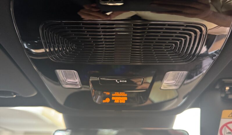 
								Mercedes-Benz CLA SB 200 full									
