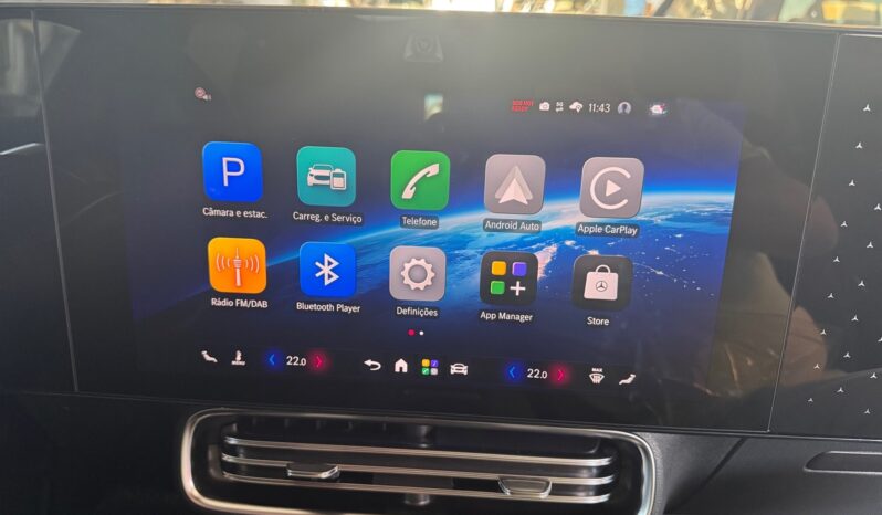 
								Mercedes-Benz CLA SB 200 full									