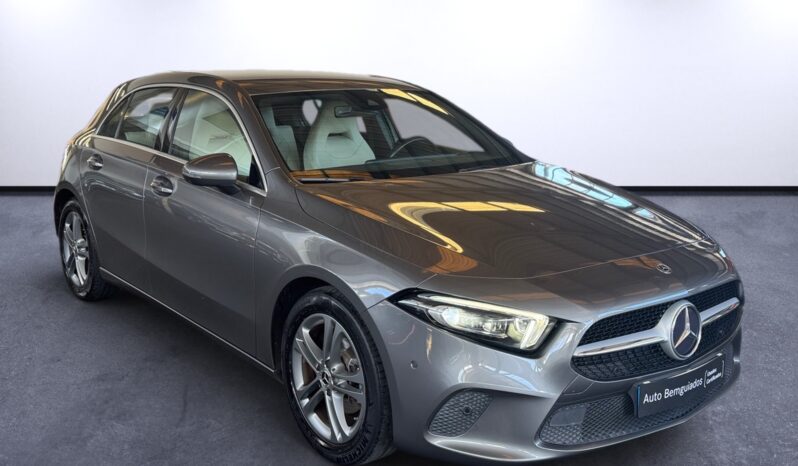 
								Mercedes-Benz Classe A 180 Progressive full									
