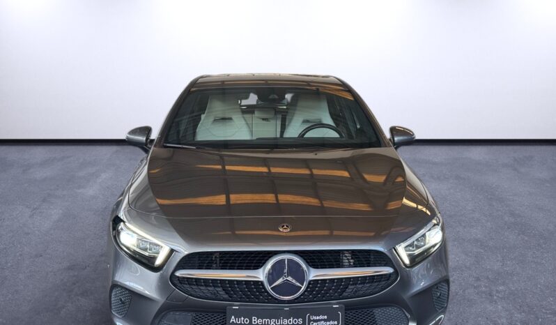 
								Mercedes-Benz Classe A 180 Progressive full									