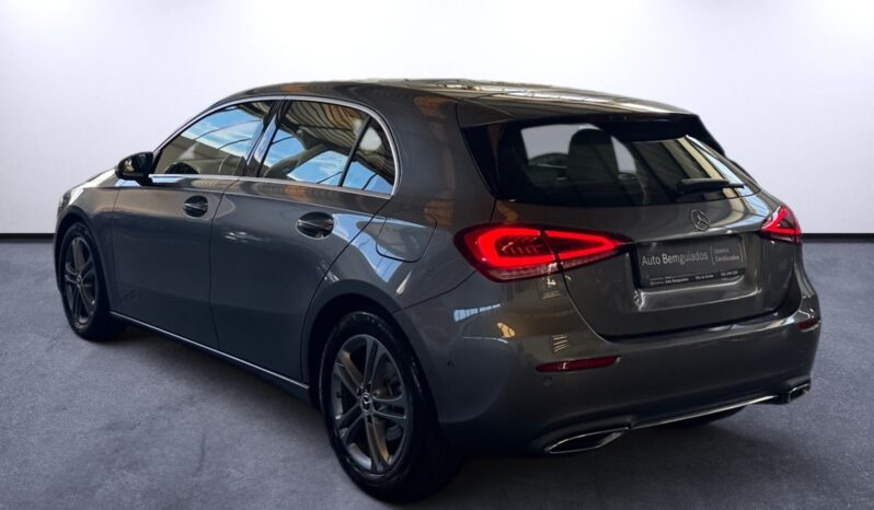 
								Mercedes-Benz Classe A 180 Progressive full									