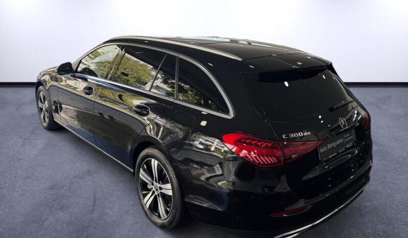 
								Mercedes-Benz C Station 300de Avantgard full									