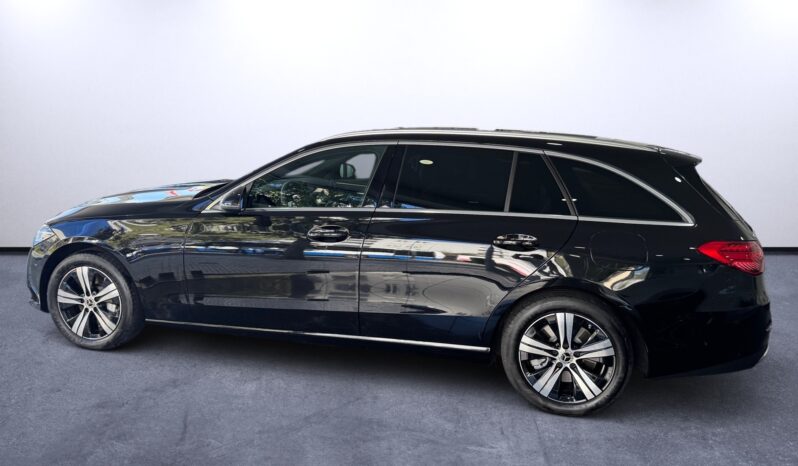 
								Mercedes-Benz C Station 300de Avantgard full									