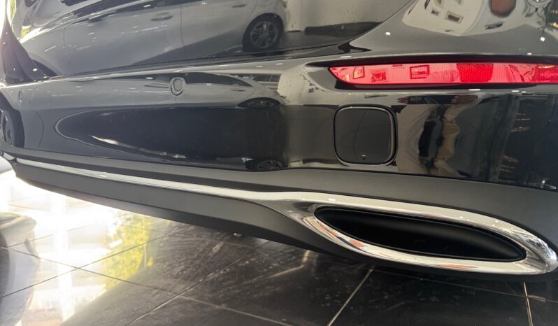 
								Mercedes-Benz C Station 300de Avantgard full									