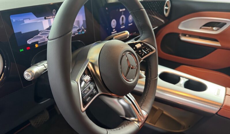 
								Mercedes-Benz GLB 200 Progressive Advanced 7 Lugares full									
