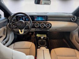 
										Mercedes-Benz Classe A 180 Progressive full									